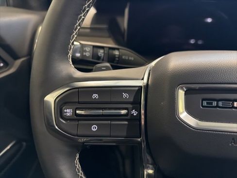 Used 2025 GMC Acadia Denali w/ LPO, Cargo Package image 32