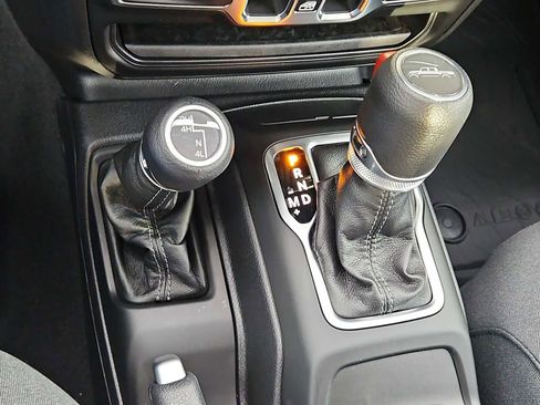 New 2026 Jeep Gladiator Sport image 29