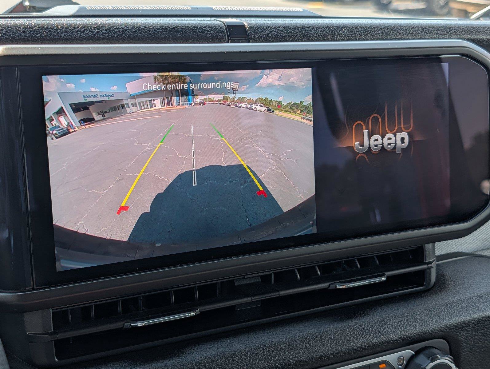 Used 2026 Jeep Wrangler Unlimited Sport AWD/4WD image 16