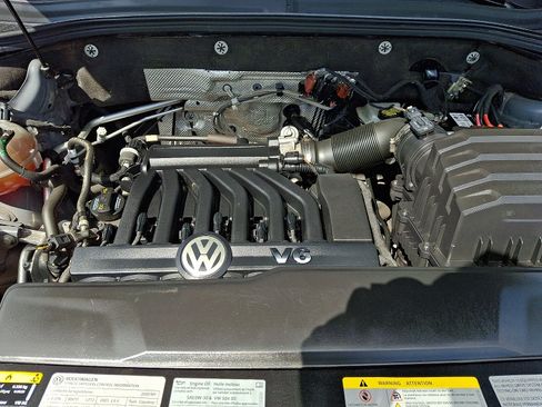 Used 2020 Volkswagen Atlas Cross Sport SE AWD/4WD image 28