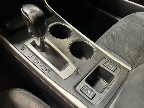 Used 2015 Nissan Altima 2.5 SV FWD image 17