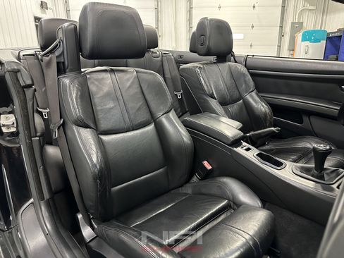 Used 2010 BMW M3 Convertible RWD image 43