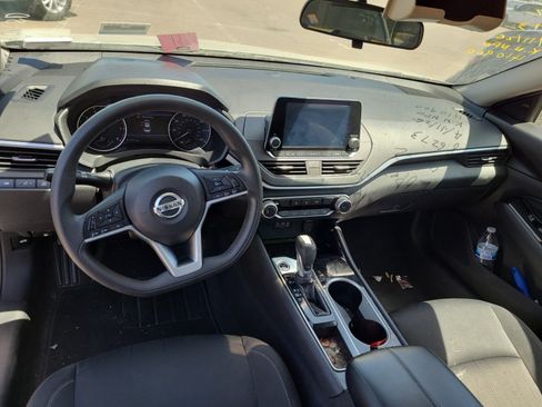 Used 2021 Nissan Altima 2.5 SV FWD image 10