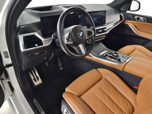 Used 2023 BMW X7 xDrive40i w/ Executive Package AWD/4WD image 19