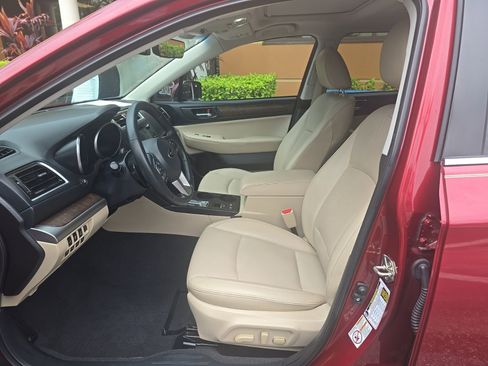 Used 2017 Subaru Outback 2.5i Limited AWD/4WD image 5