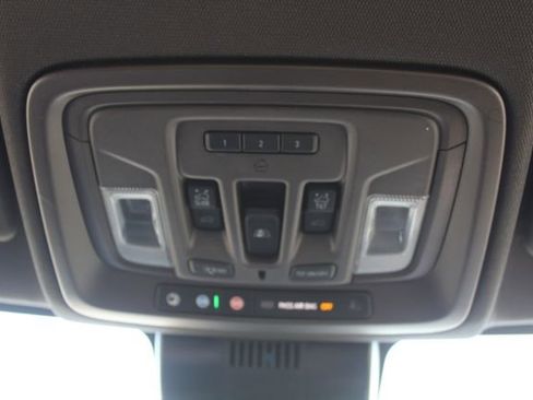 Used 2024 GMC Sierra 1500 Denali w/ Denali Reserve Package AWD/4WD image 38