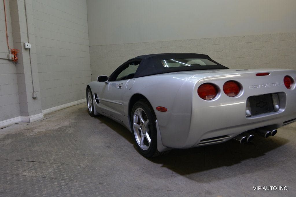 Used 2000 Chevrolet Corvette Convertible w/ Memory Pkg RWD image 10
