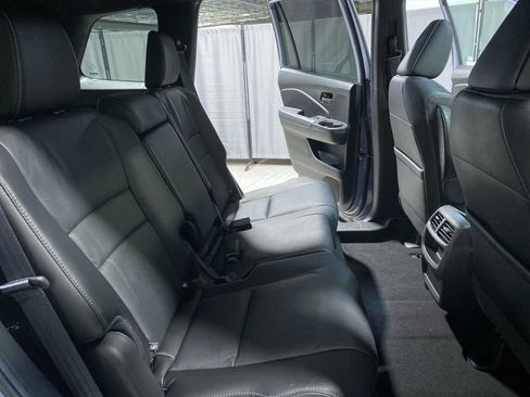 Used 2023 Honda Passport EX-L image 13