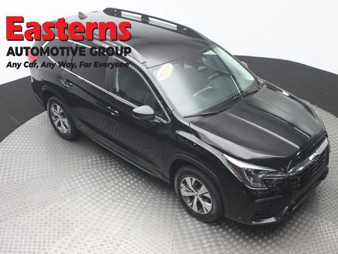 Used 2025 Subaru Ascent Premium AWD/4WD image 3