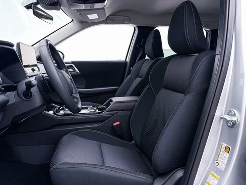 New 2025 Mitsubishi Outlander ES image 11