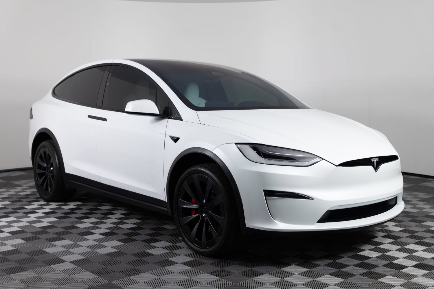 Used 2023 Tesla Model X AWD/4WD image 10