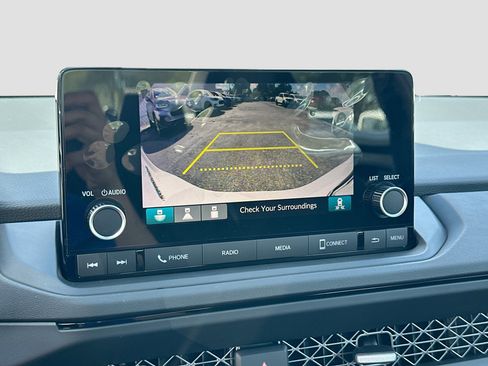 New 2025 Honda Accord SE image 11