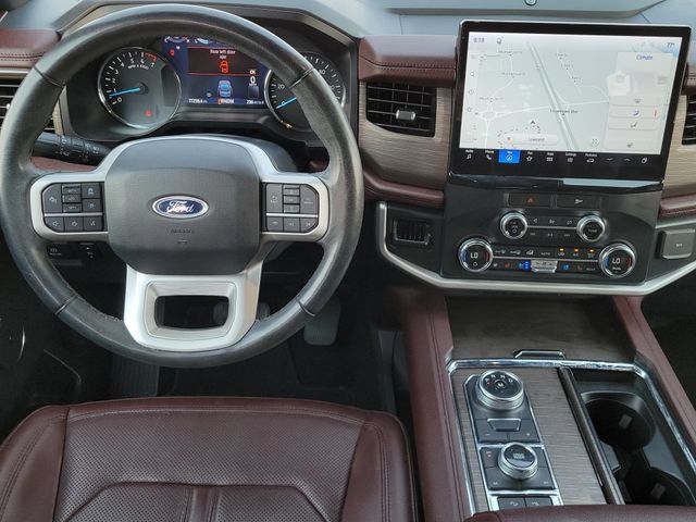 Used 2022 Ford Expedition Limited AWD/4WD image 10