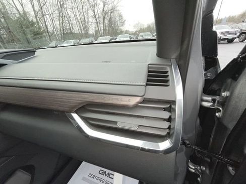 New 2026 GMC Acadia Denali w/ Super Cruise Package image 30