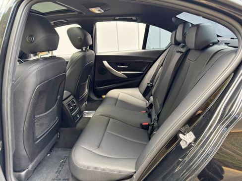 Used 2017 BMW 320i xDrive Sedan image 37