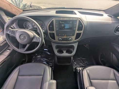 Used 2021 Mercedes-Benz Metris Passenger image 2