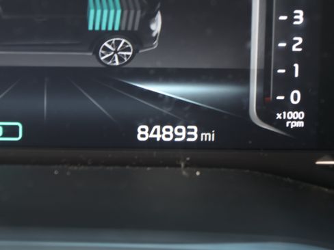 Used 2021 Kia Niro EX Premium FWD image 19