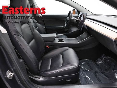 Used 2018 Tesla Model 3 Long Range AWD/4WD image 18