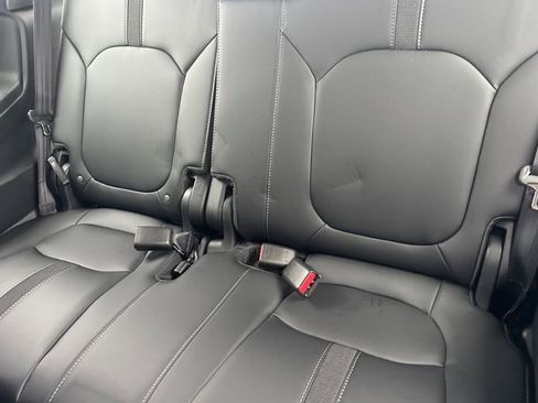 Certified 2025 Honda Pilot EX-L image 17