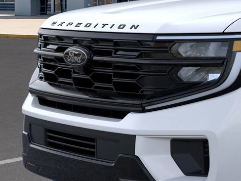 New 2025 Ford Expedition Max Platinum w/ Stealth Performance Package image 17