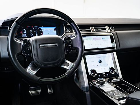 Used 2021 Land Rover Range Rover Westminster Edition image 4