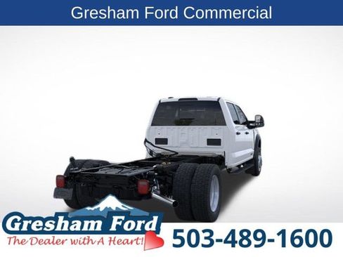 New 2026 Ford F550 4x4 Crew Cab image 10