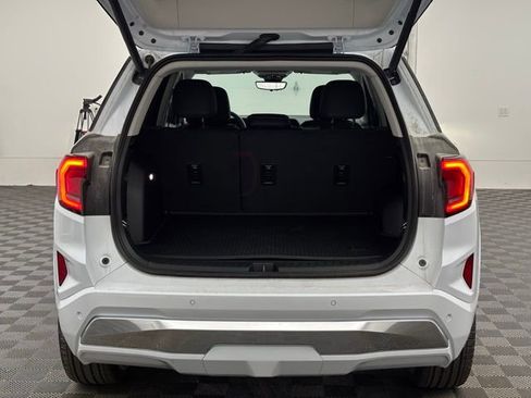 New 2026 GMC Terrain Denali w/ LPO, Floor Liner Package image 11