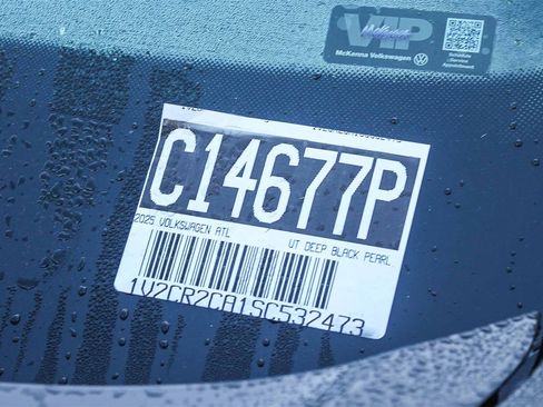 Used 2025 Volkswagen Atlas Peak Edition SE image 28