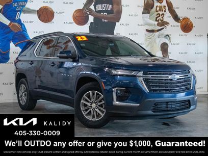 Used 2023 Chevrolet Traverse LT