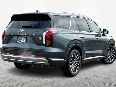 Used 2023 Hyundai Palisade Calligraphy AWD/4WD image 6