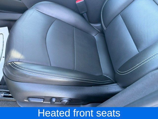 Certified 2024 GMC Terrain SLT w/ Tech Package AWD/4WD image 19