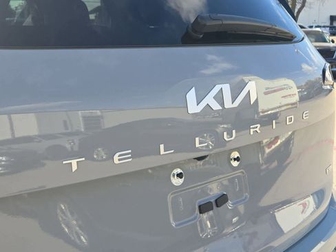 Used 2024 Kia Telluride EX X-Line image 11