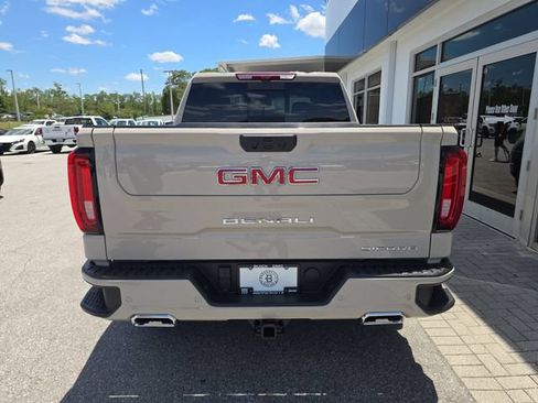 New 2026 GMC Sierra 1500 Denali w/ Denali Reserve Package AWD/4WD image 5