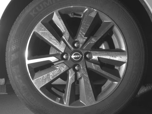 Used 2025 Nissan Versa SV image 13