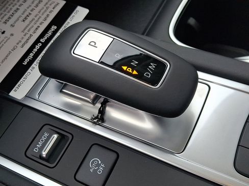 New 2026 INFINITI QX60 Luxe w/ Cargo Package AWD/4WD image 7