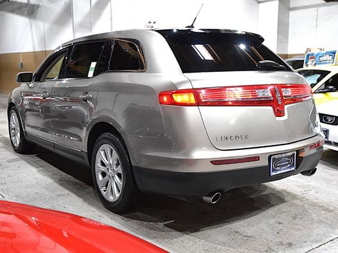 Used 2018 Lincoln MKT AWD w/ Technology Package image 11