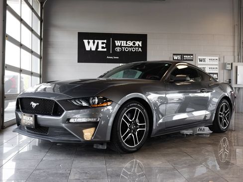 Used 2022 Ford Mustang GT Premium w/ Equipment Group 401A RWD image 2