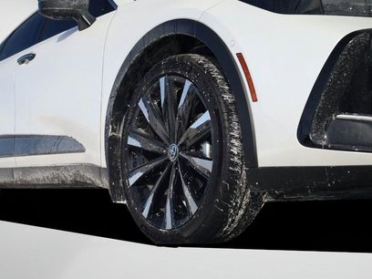 New 2025 Toyota Crown Platinum