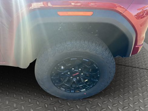 New 2026 GMC Canyon Elevation w/ Convenience Package image 25