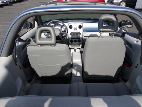 Used 2007 Chrysler PT Cruiser Convertible w/ Spring Special Group image 12