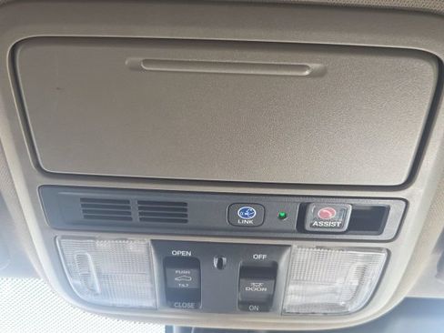 Used 2018 Honda Odyssey Elite image 33