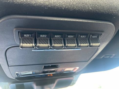 Used 2022 Ford F150 Raptor w/ Equipment Group 801A High AWD/4WD image 18