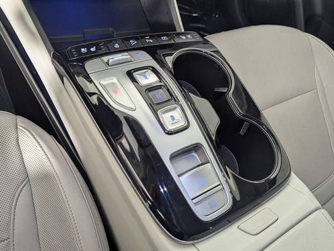 Certified 2022 Hyundai Tucson Limited FWD image 21