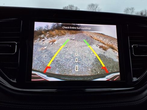 Used 2022 Dodge Durango GT image 7