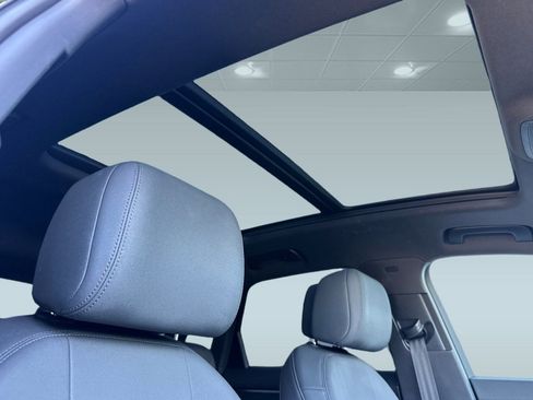 Used 2020 Audi Q3 2.0T Premium Plus w/ Premium Plus Package image 15