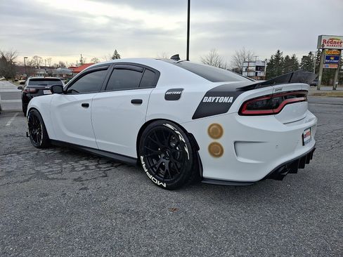 Used 2019 Dodge Charger Scat Pack w/ Daytona Edition Group image 4