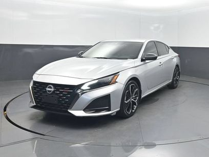 Used 2025 Nissan Altima 2.5 SR