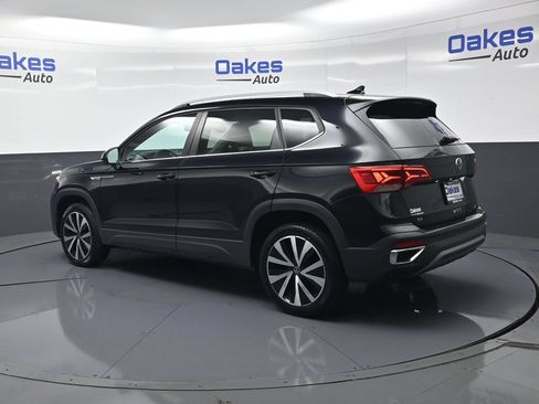 Used 2024 Volkswagen Taos SE FWD image 6