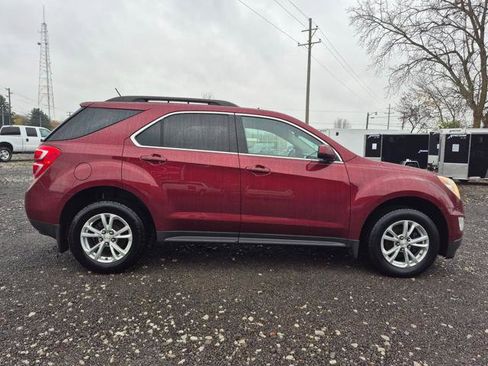 Used 2017 Chevrolet Equinox LT image 1