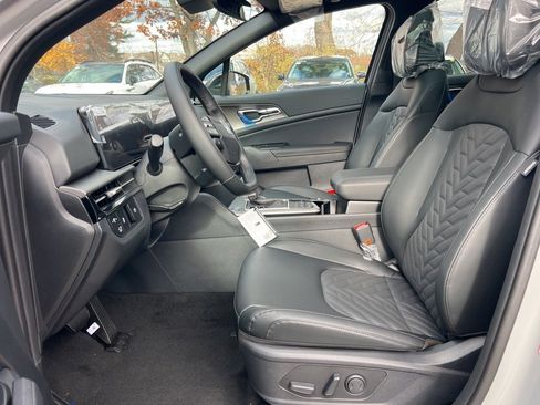 New 2026 Kia Sportage X-Line w/ X-Line Premium Package image 9